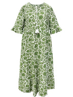 Sukienka maxi w kwiaty w stylu boho dla kobiet plus size – wielowarstwowa sukienka letnia z wiązaniem na frędzle