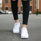Damskie buty do biegania – lekkie i sportowe, zapewniające wygodę